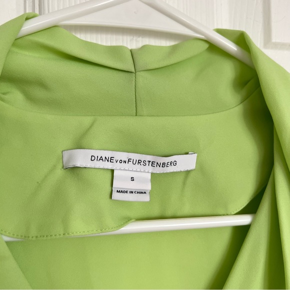 Diane Von Furstenberg | Reagan Draped Sleeveless Top - Picture 5 of 7